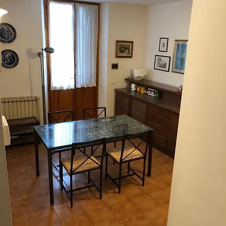Apartment Villino Riana Close To The Beach Of Marina Di Pietrasanta *